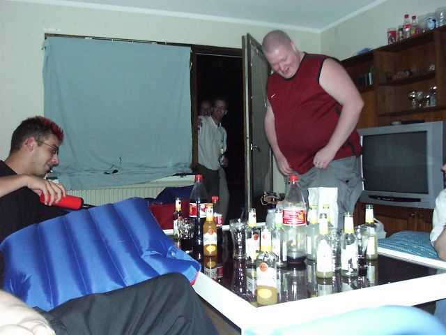 03706003.jpg